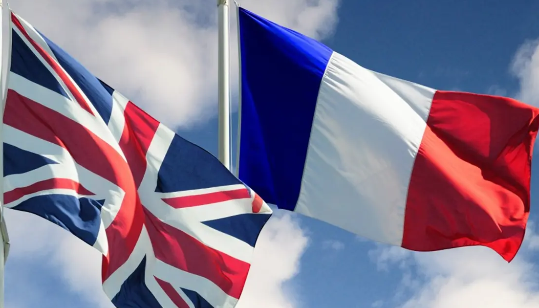 Covid-19: França flexibiliza restrições de viagens para Reino Unido e 6  países
